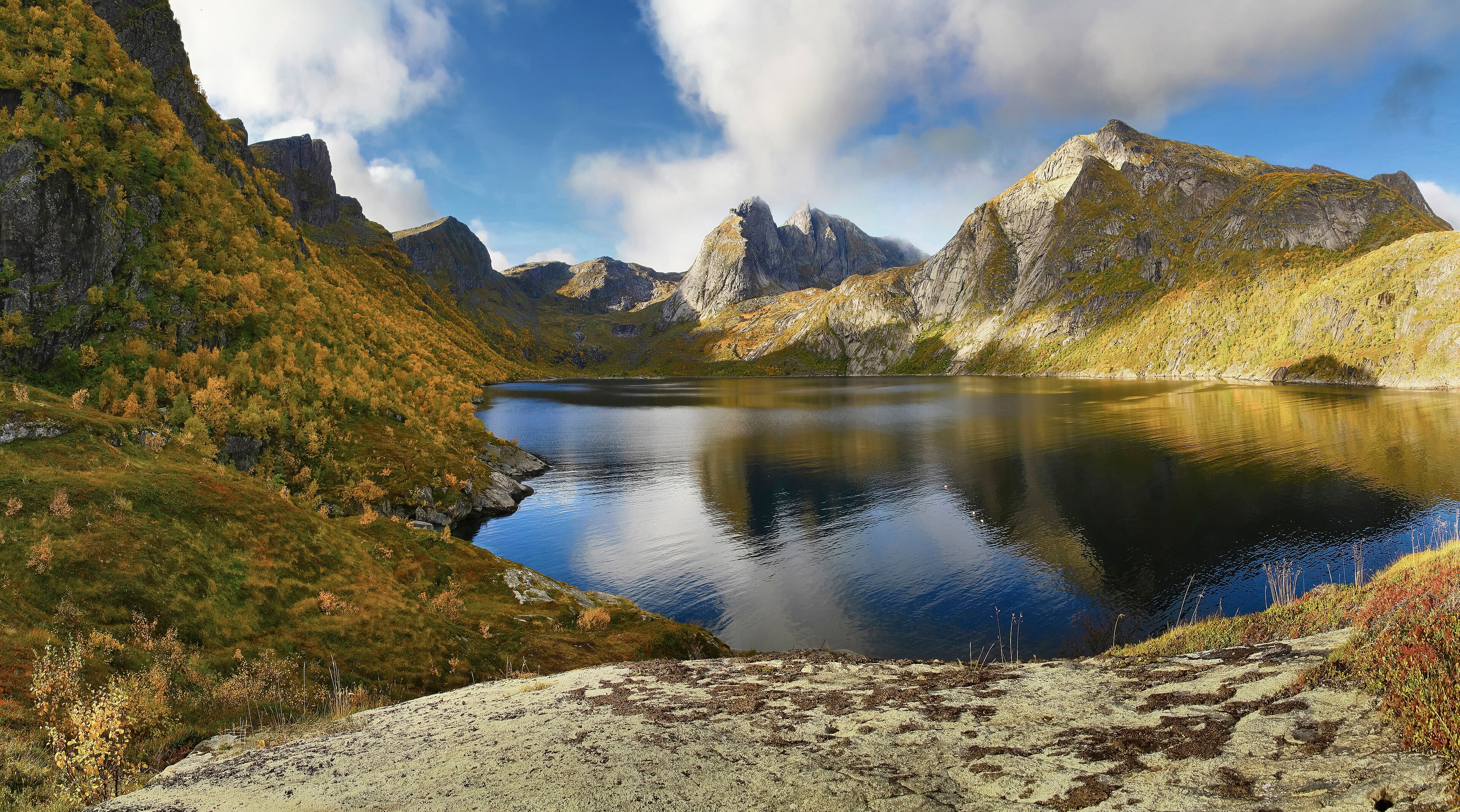 Djupfjorden in Moskenesøya towards northwest, Lofoten, Nordland, Norway